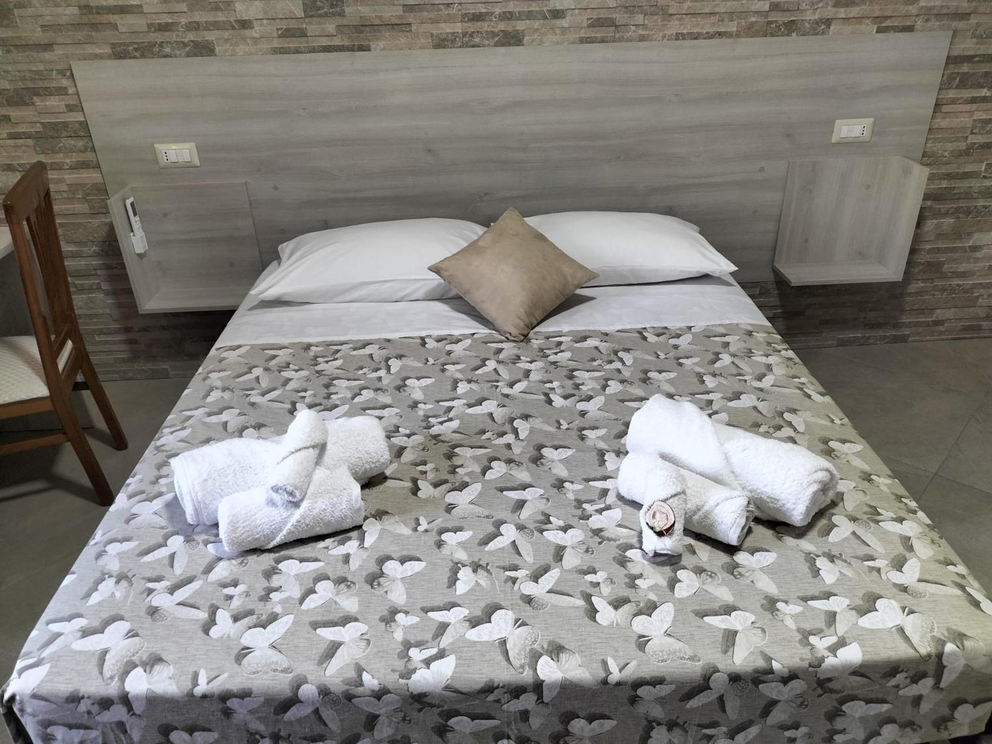 Hera Tropea Rooms Exterior photo